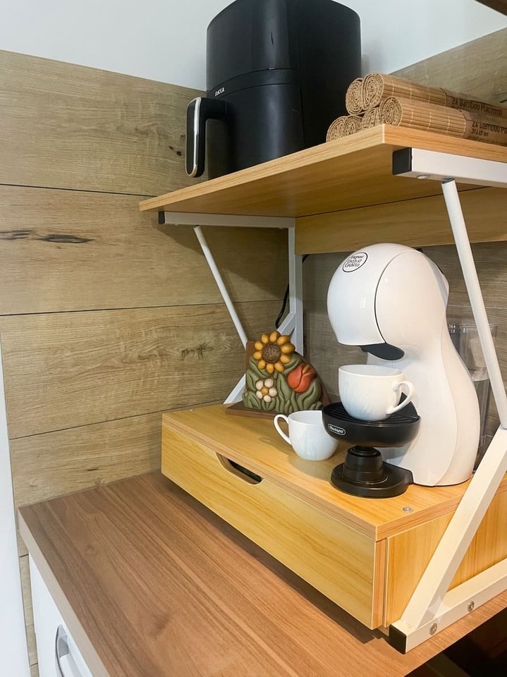 Angolo caffè con macchina e friggitrice ad aria - cucina alloggio Subiaco